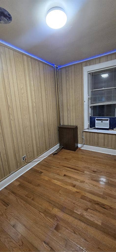 Gas electricity water included