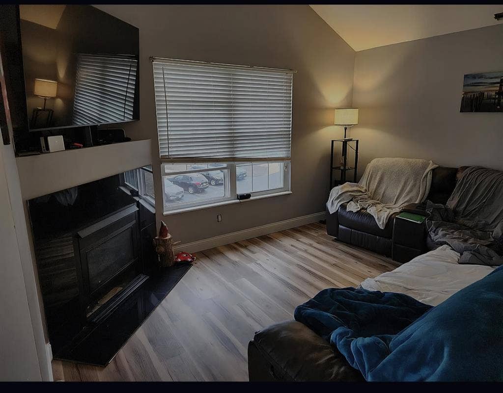 Private Room and Private Bedroom