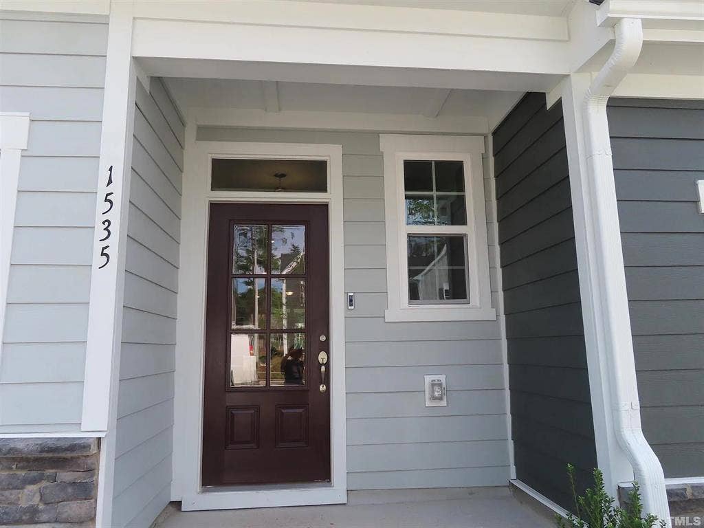 4 BR in Cary