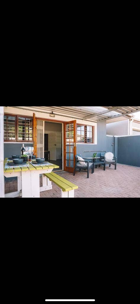 A Lovely one bedroom full suite