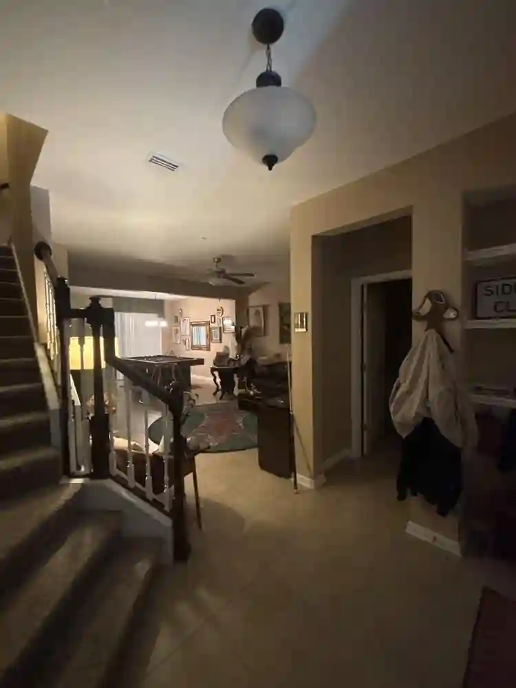 ROOM AVAILABLE FOR MOVE ASAP