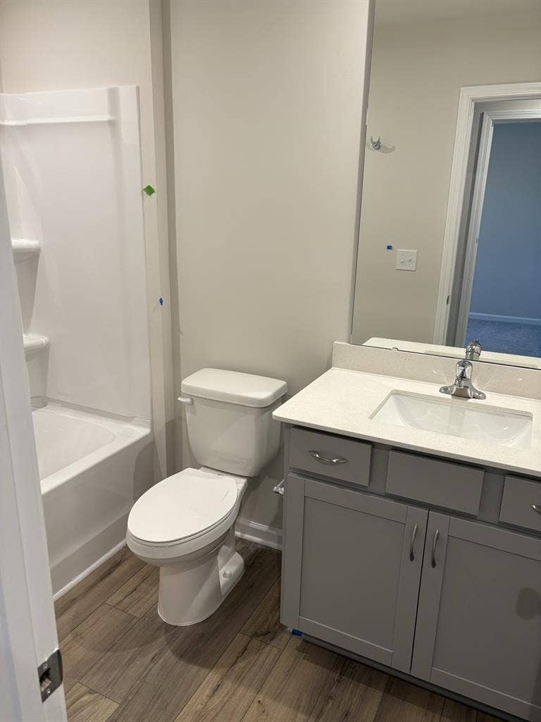 2 ROOMS WITH SHARED BATH AVAILABLE