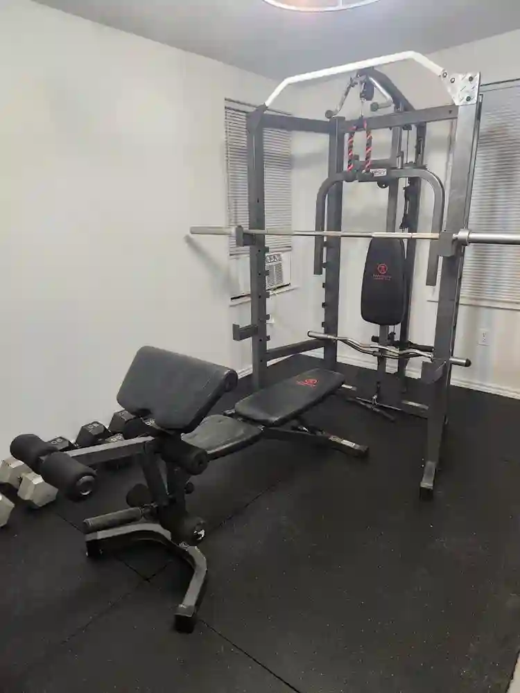 Room for rent in furnished house