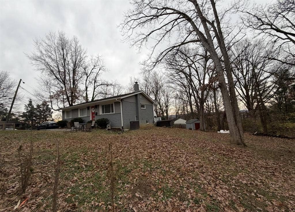 Private Room in Alexandria City