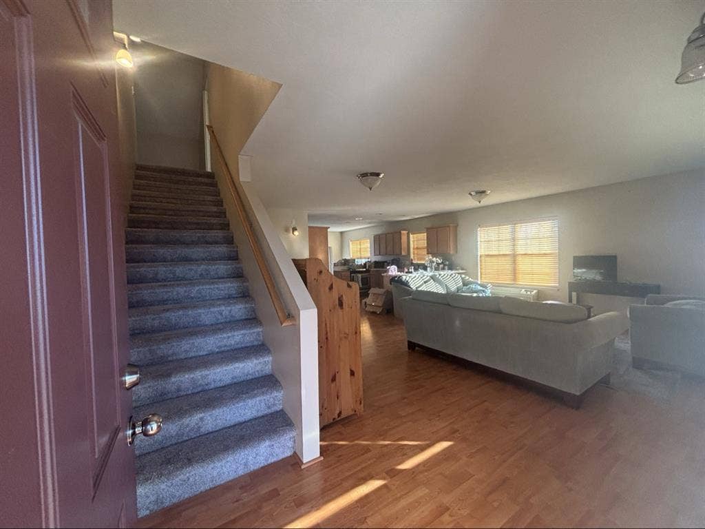 Master bedroom open for next lease