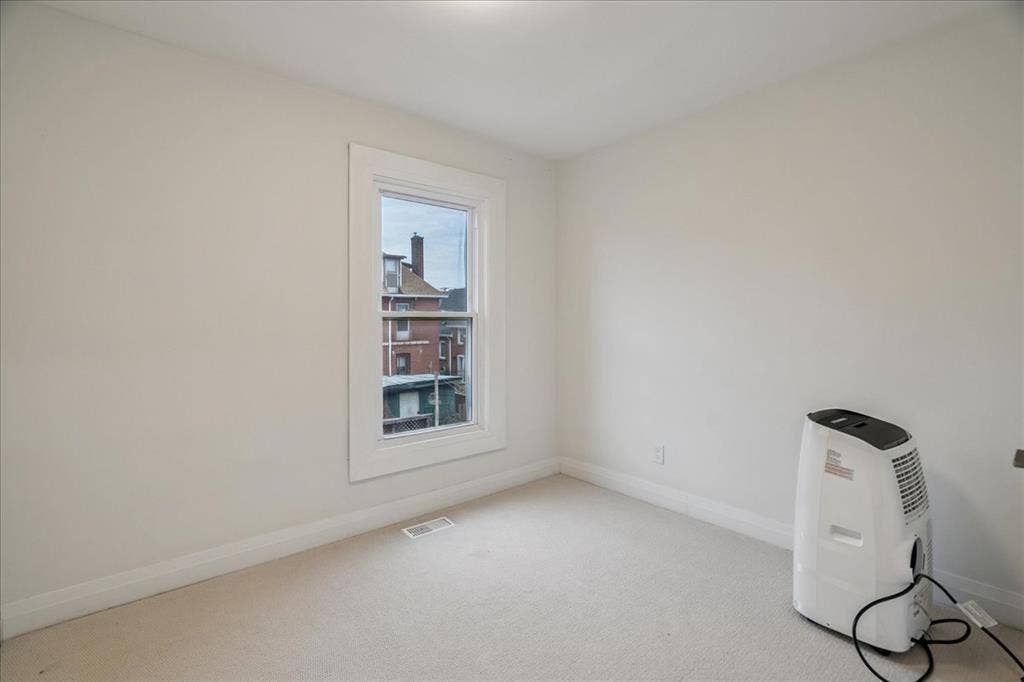 Spacious  Bath and BSMT