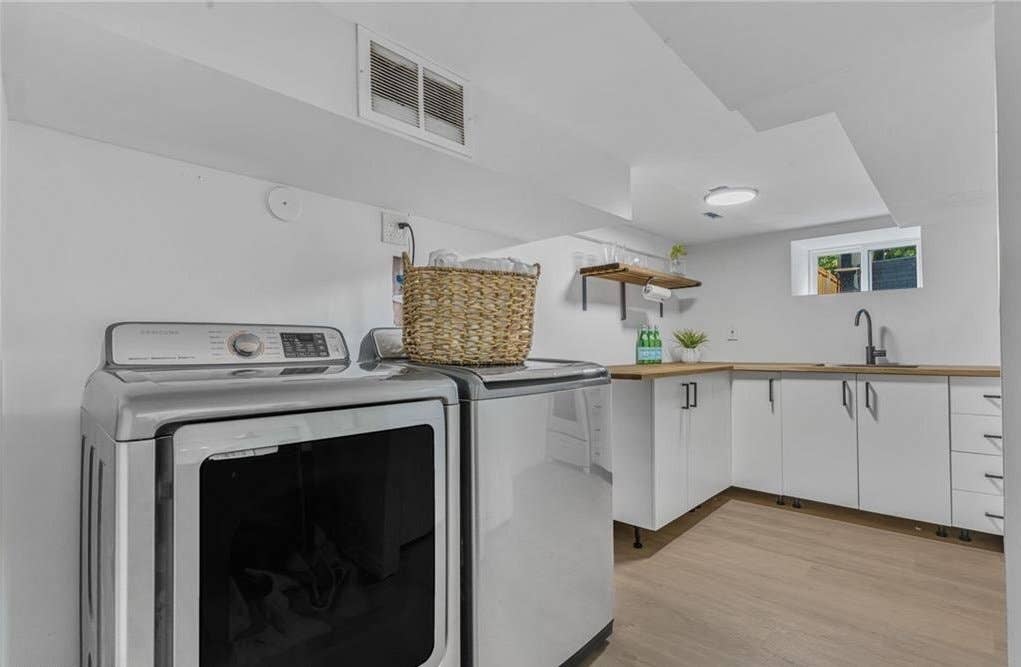 Spacious  Bath and BSMT