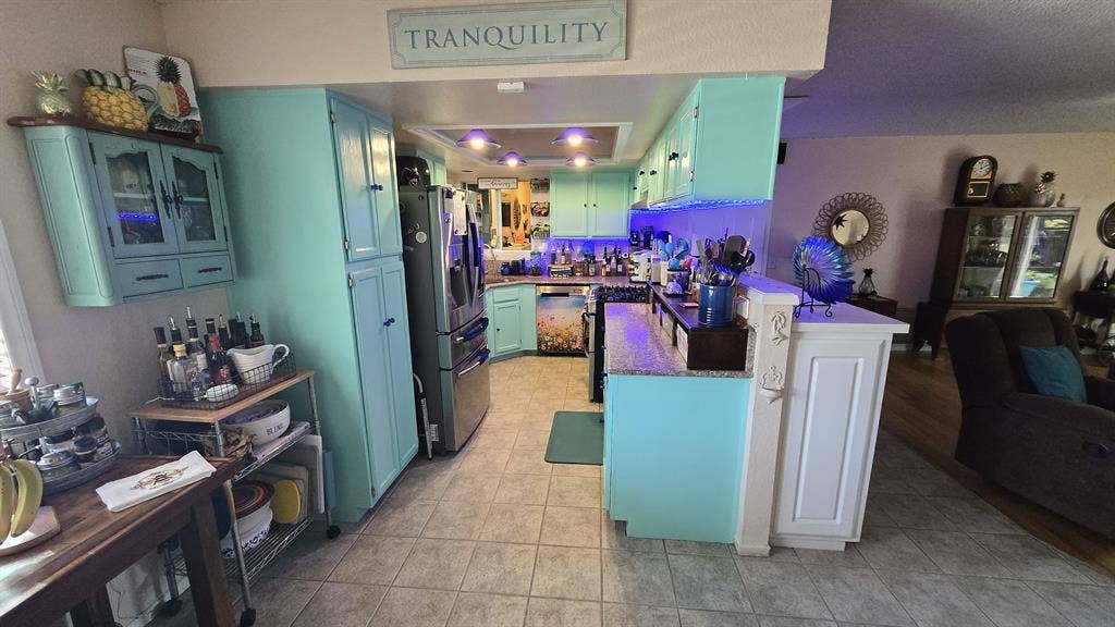 Large Furnished Room