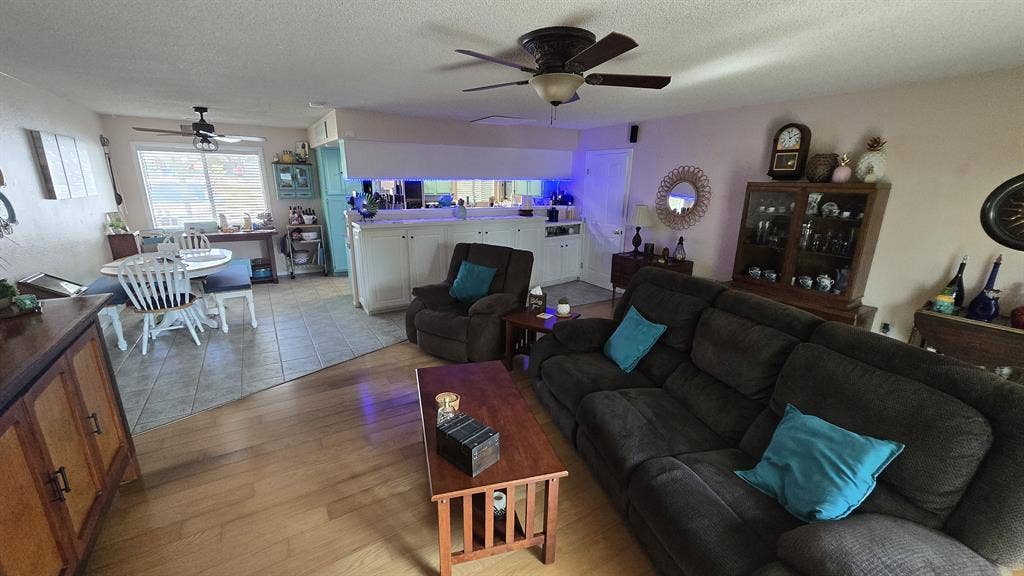 Large Furnished Room