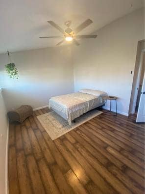 Large Master Room w/Private Bath