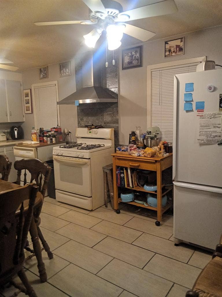 Separate entrance, no credit ✔️.