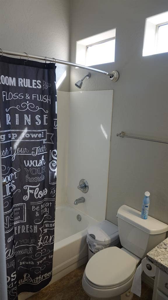 Furnished room to rent w/ utilities