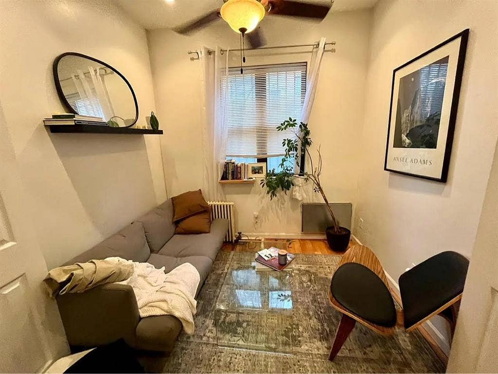 Charming 1bd For Rent