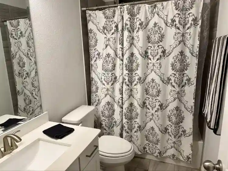 Furnished Room in New Home by UTD