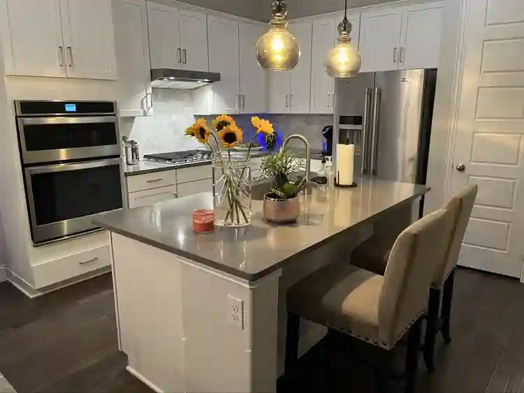 Furnished Room in New Home by UTD