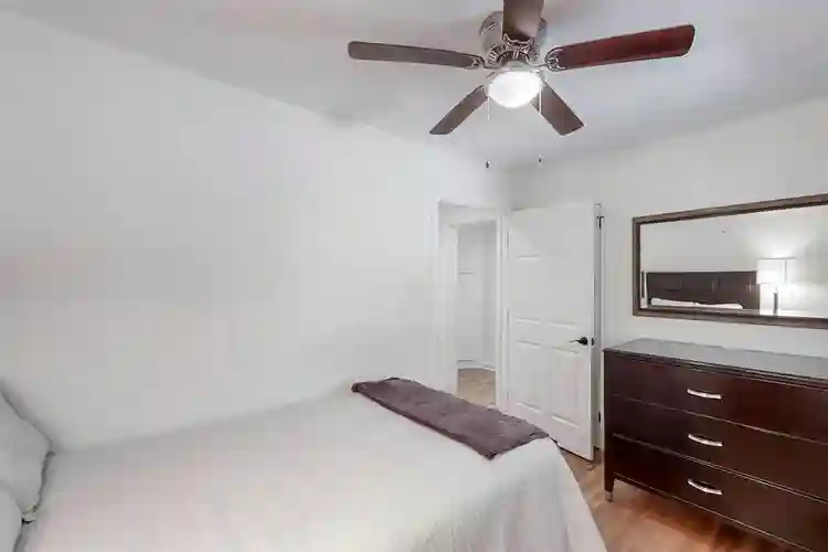 8 BR in Atlanta