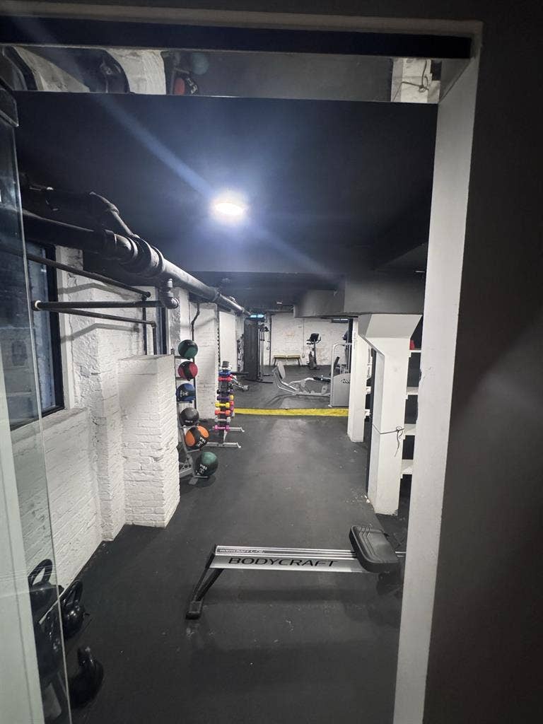 Private room Greenpoint ($ off)