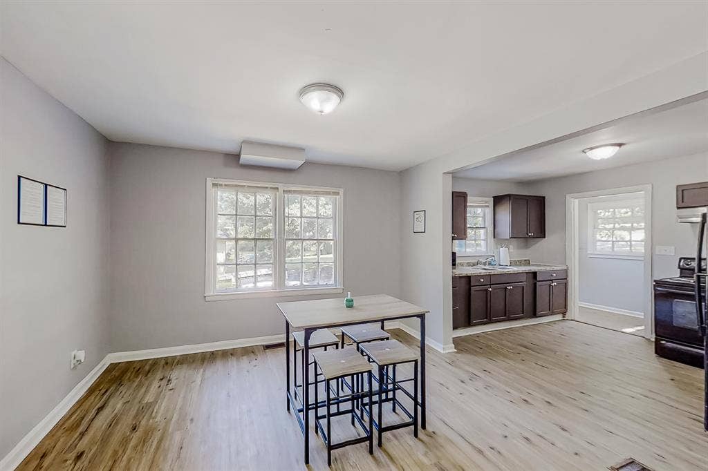 10 BR in Atlanta