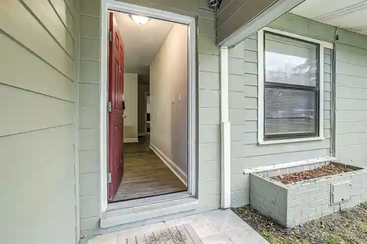 6 BR in Jacksonville