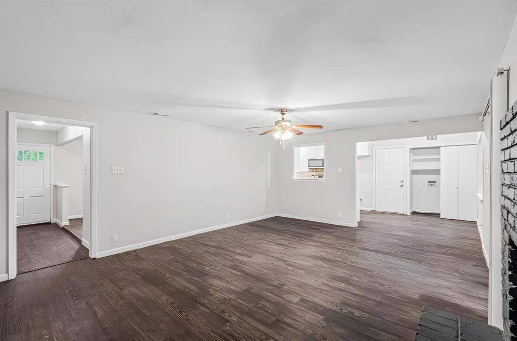 5 BR in Dallas