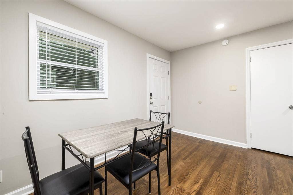 7 BR in Raleigh