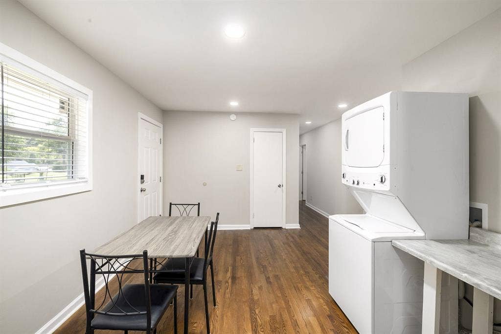 7 BR in Raleigh