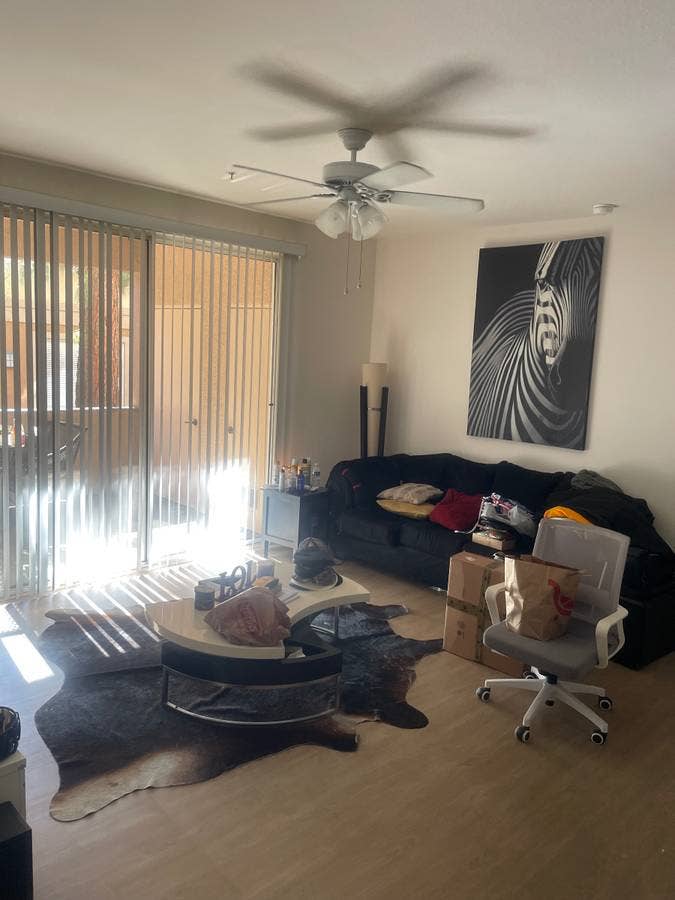 $br  Private Bedroom