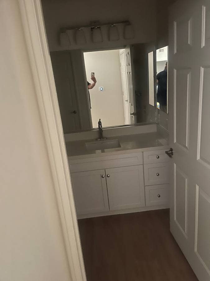 $br  Private Bedroom