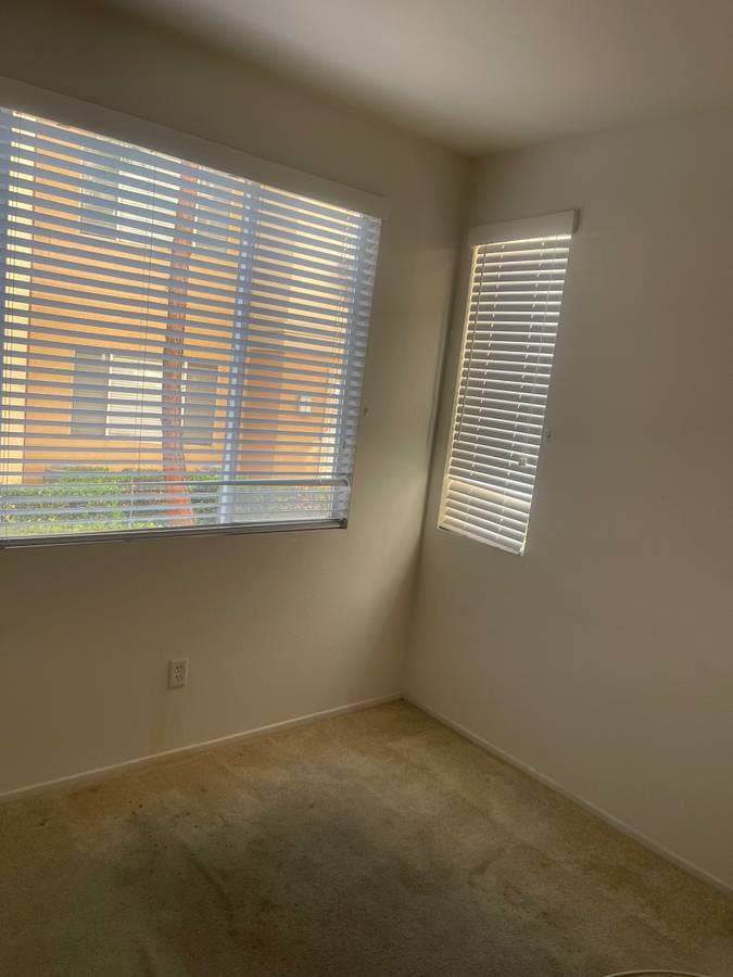 $br  Private Bedroom