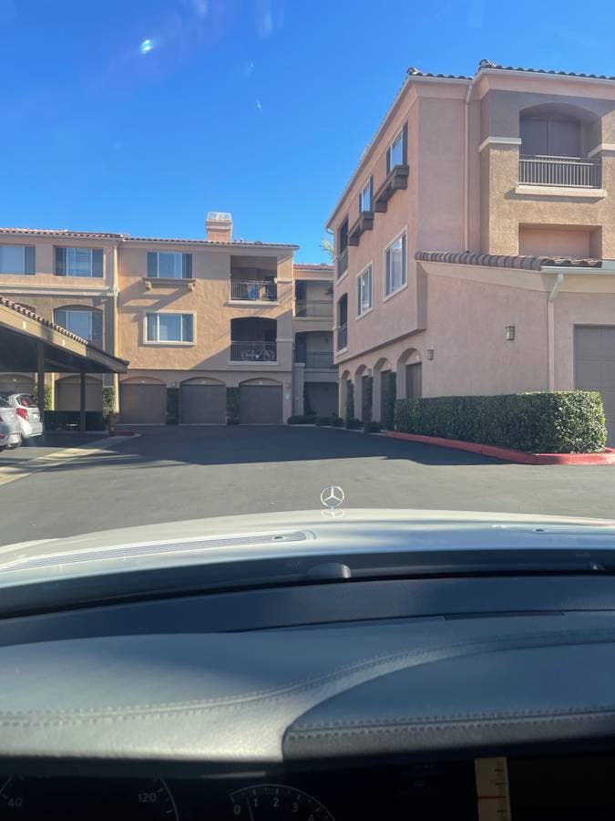 $br  Private Bedroom