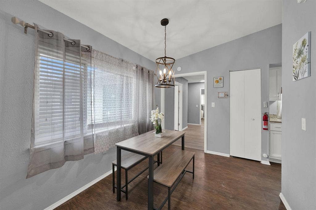 6 BR in San Antonio