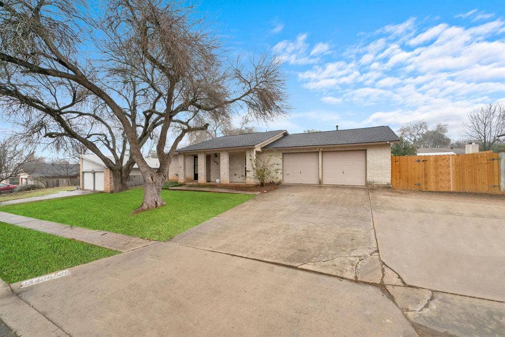 6 BR in San Antonio