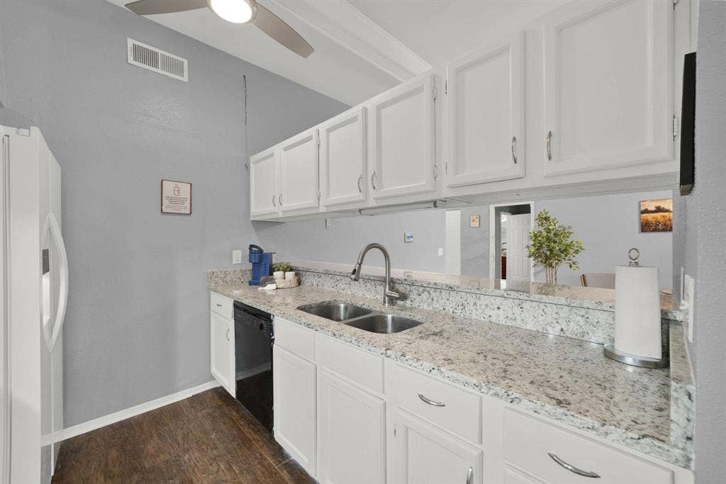 6 BR in San Antonio