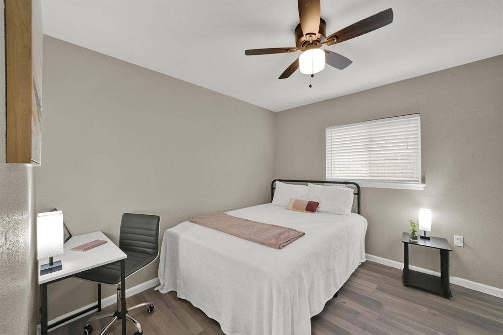 6 BR in San Antonio