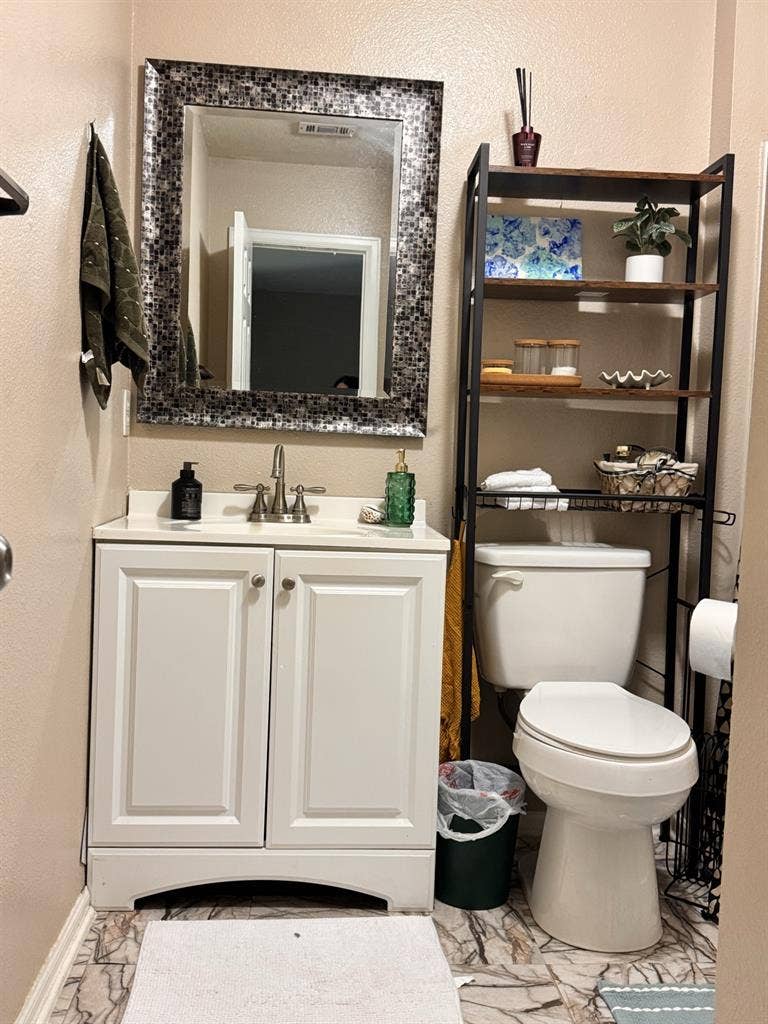 Private Bed & Bath w/ Hwy Access