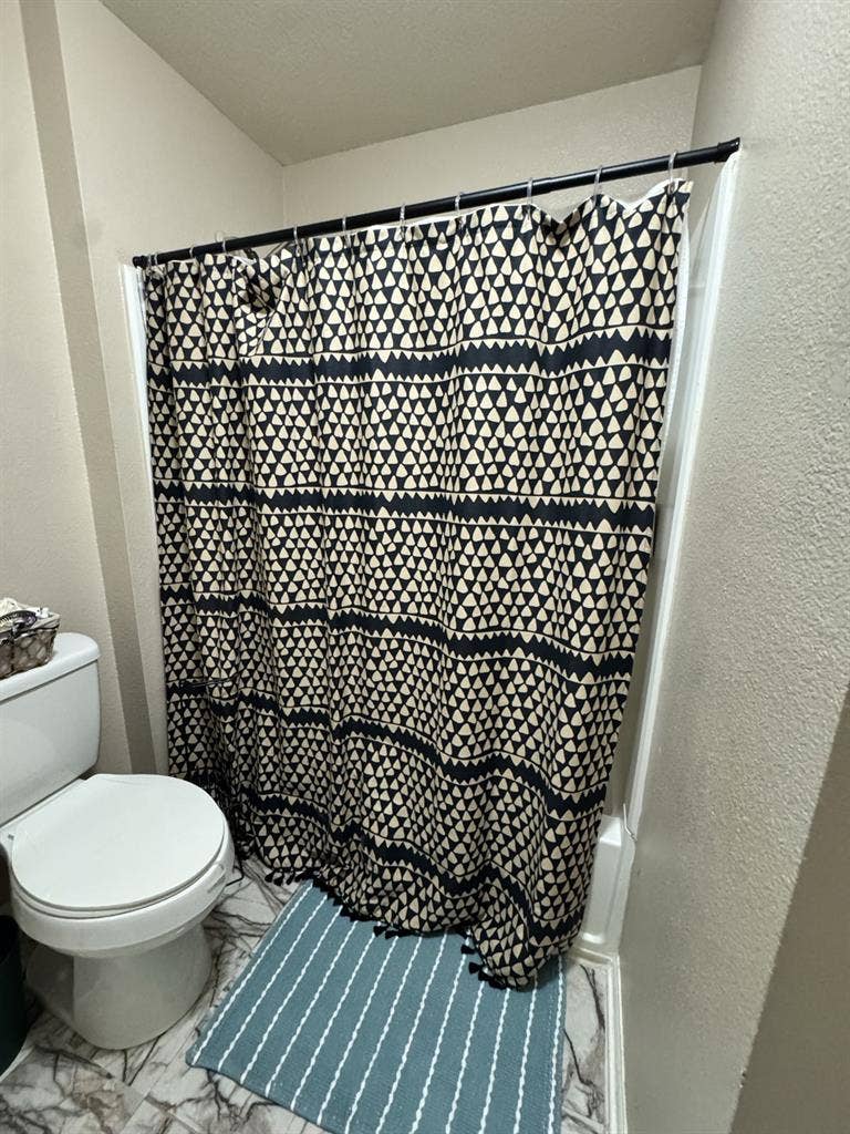 Private Bed & Bath w/ Hwy Access