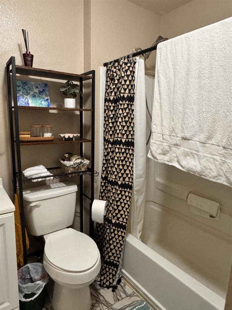 Private Bed & Bath w/ Hwy Access