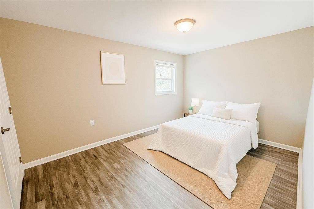 9 BR in College Park