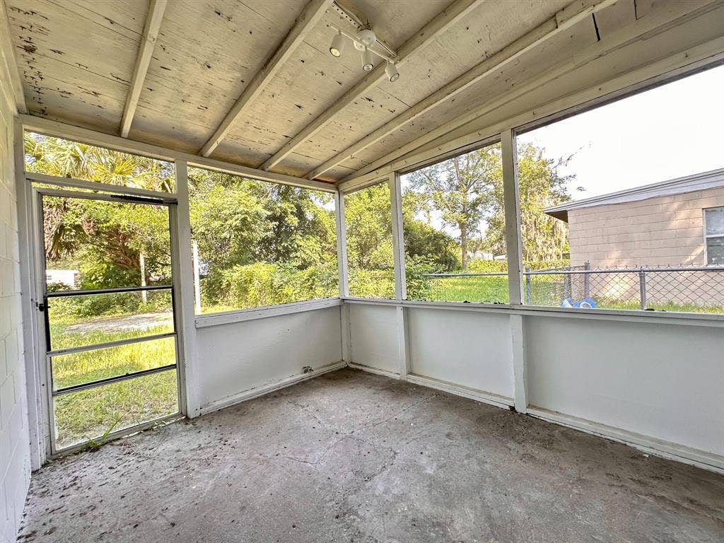 4 BR in Jacksonville