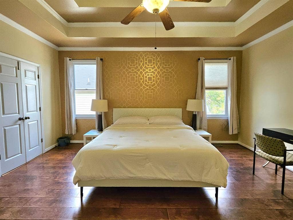 5 BR in Douglasville