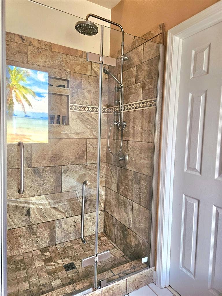 5 BR in Douglasville