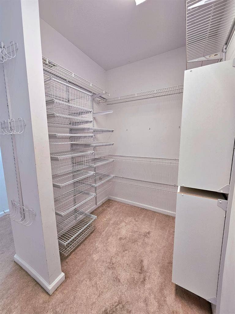 5 BR in Douglasville