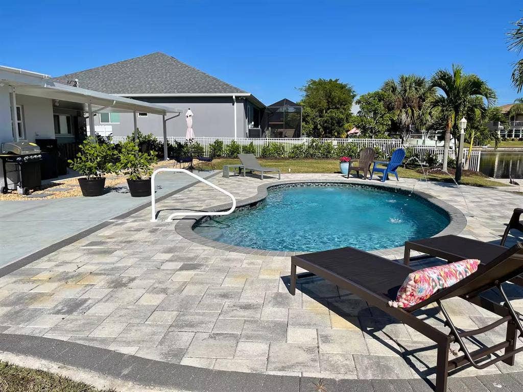 2 BR in Cape Coral