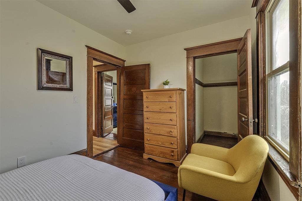 5 BR in Portland