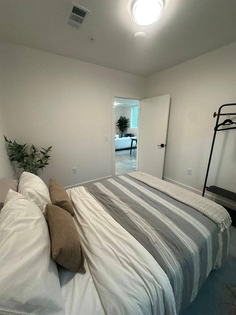 5 BR in Austin