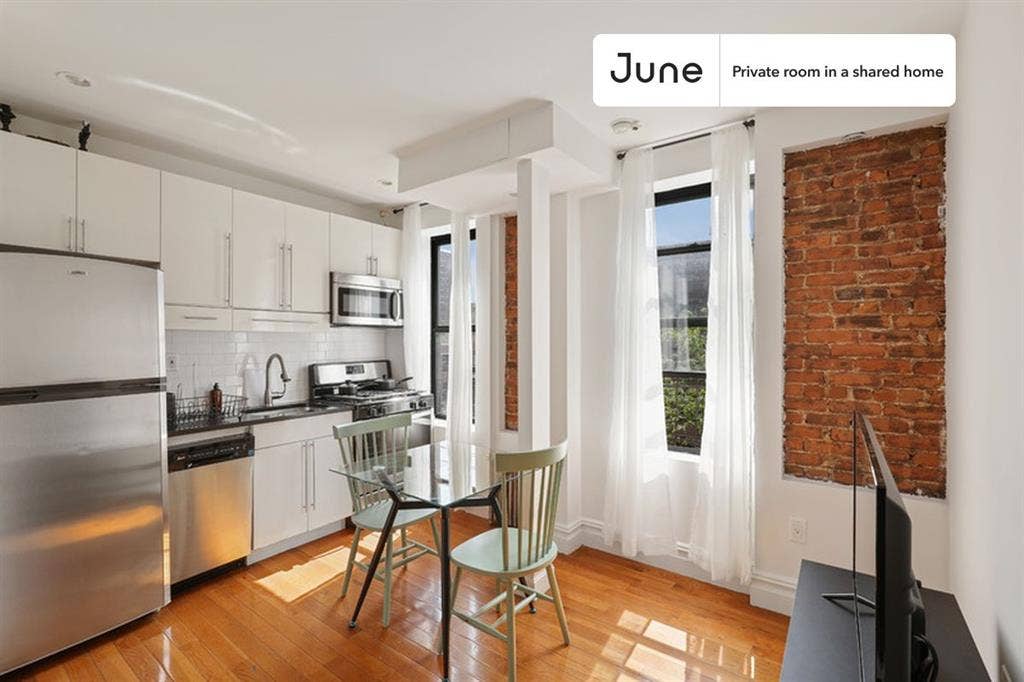 3 BR in New York City