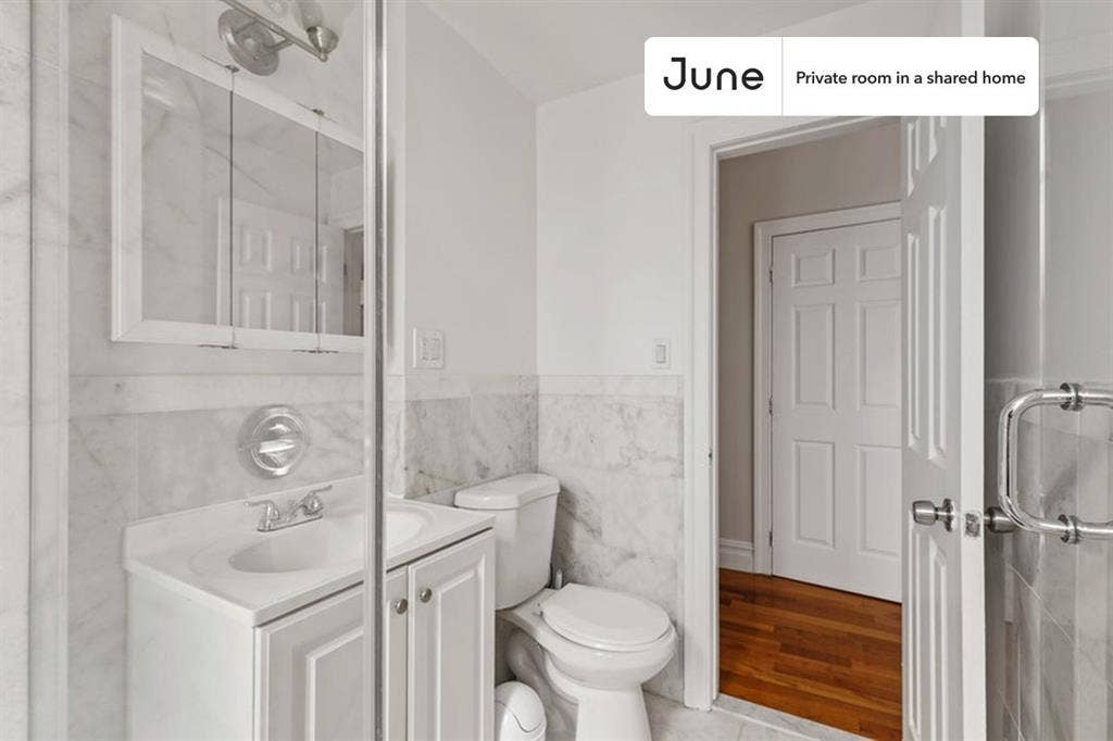 3 BR in New York City