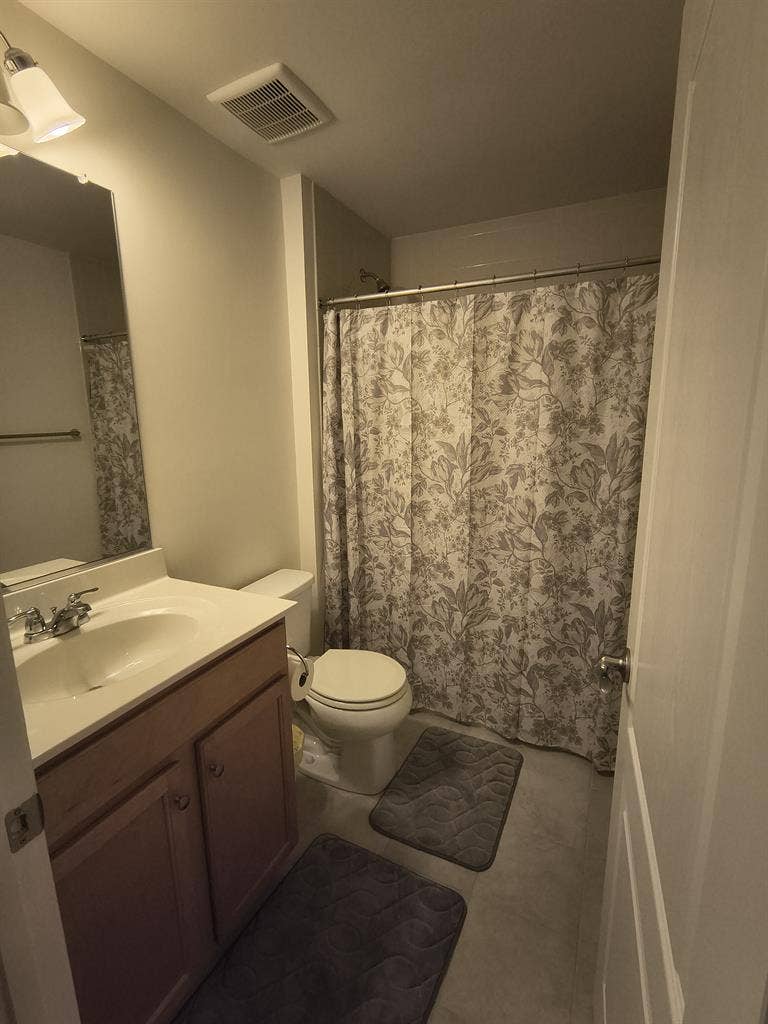 Room for rent in North Laurel, MD
