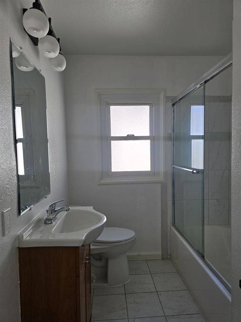 Private room for rent