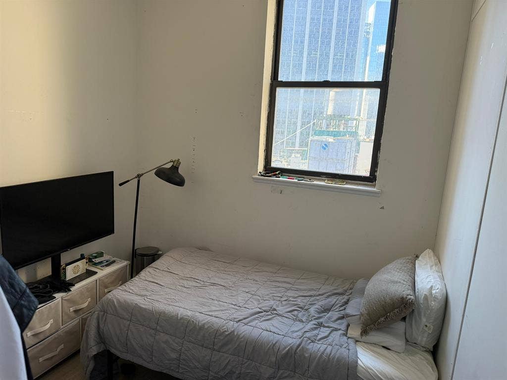 😍Great Deal in Midtown South😍